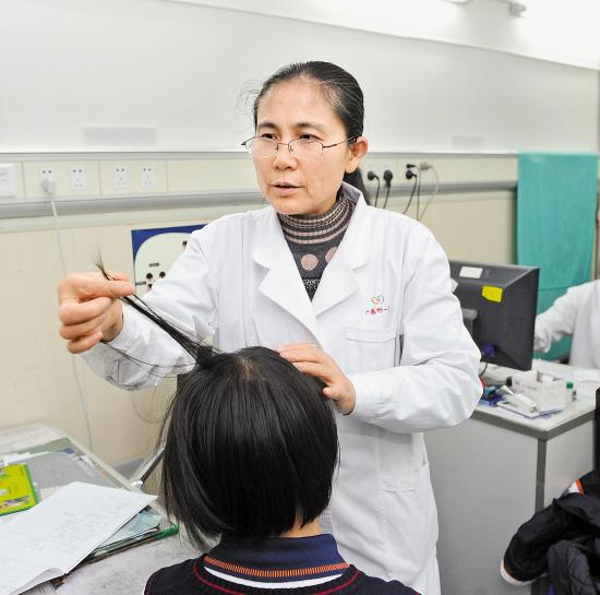 如何治疗过敏性鼻炎? 专家:需避免四大误区_ 健