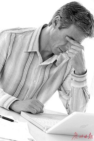 手机换绿色屏幕护眼不可信